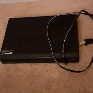 Black DVD player and blue ray player
